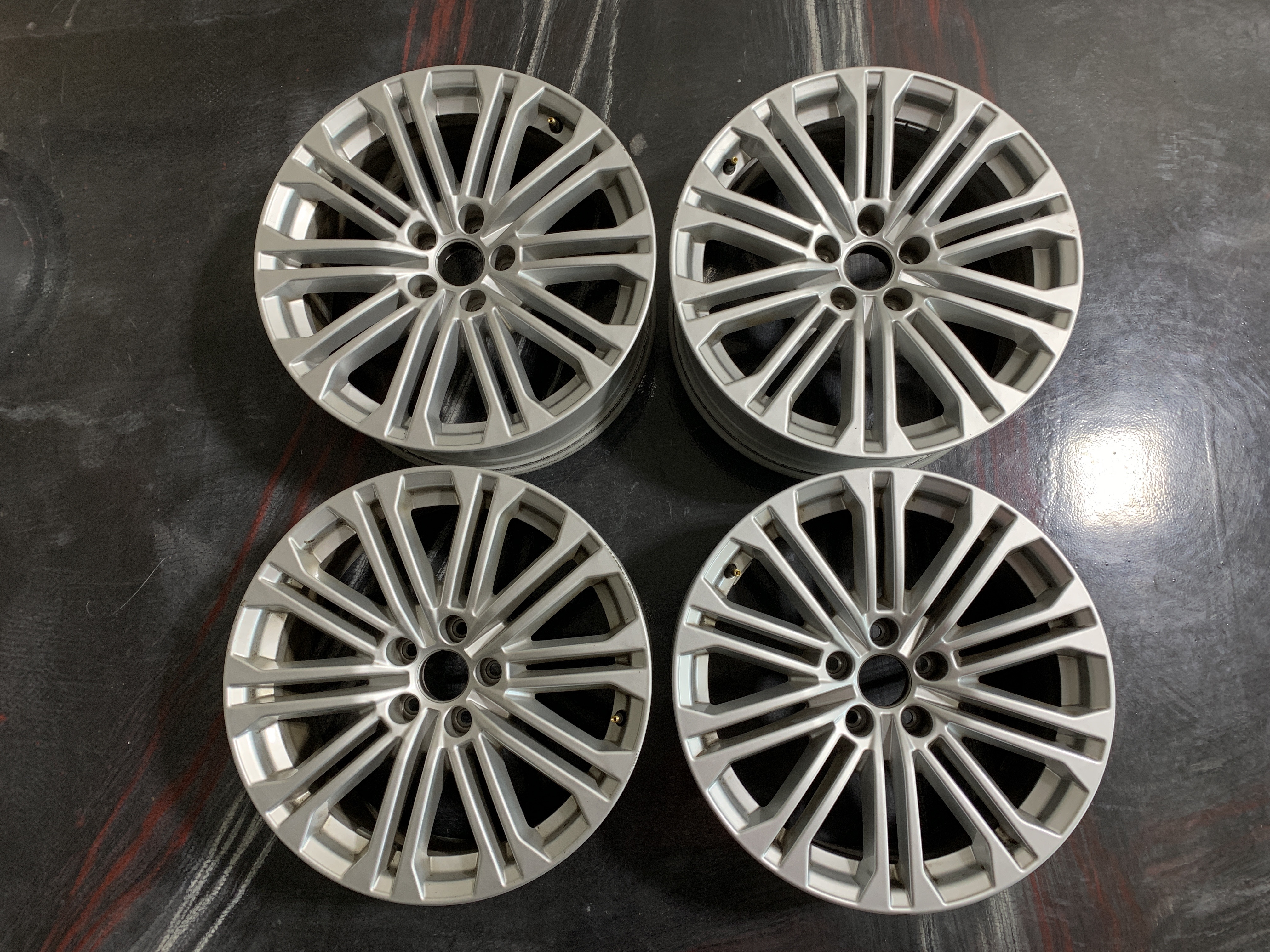 18 Zoll Original Audi Felgen F 252 R A5 S5 Boxenstop Baumbach